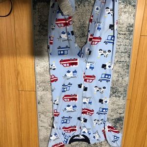 LOT SALE Boys 5T Overall. Good condition. There is a wear & tear on the bottom😍😍